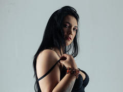 DaniaCarther - female with black hair and  big tits webcam at xLoveCam