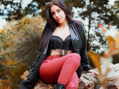 NataliePhillips - female with brown hair and  big tits webcam at LiveJasmin