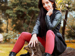 NataliePhillips - female with brown hair and  big tits webcam at LiveJasmin