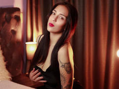 NataliePhillips - female with brown hair and  big tits webcam at LiveJasmin