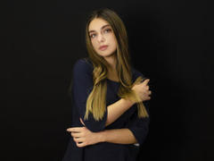 DanielaHunt - blond female webcam at LiveJasmin