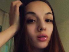 DaniellDix - female with black hair webcam at xLoveCam