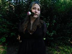 DaniellaGraceZZ from xLoveCam