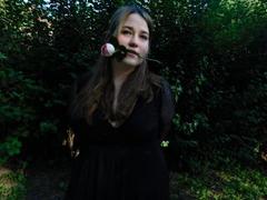 DaniellaGraceZZ - female with brown hair and  big tits webcam at xLoveCam