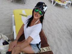 DaniellaHot-hot - female with black hair webcam at xLoveCam