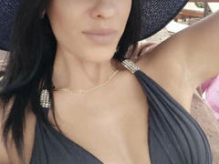 DaniellaHot-hot from xLoveCam