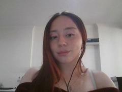 DannaGomezLove - female with brown hair webcam at xLoveCam