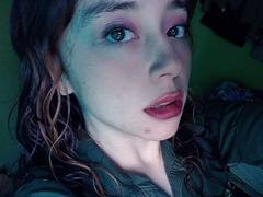 DannaGomezLove - female with brown hair webcam at xLoveCam