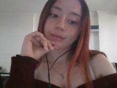 DannaGomezLove - female with brown hair webcam at xLoveCam