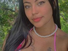 DannaHarmony - female with black hair webcam at xLoveCam
