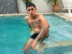 DannaXFabian - couple webcam at xLoveCam