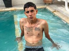 DannaXFabian - couple webcam at xLoveCam