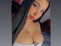 Dannee69 from xLoveCam