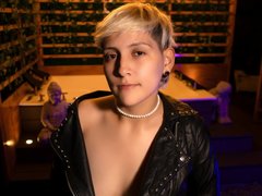 DannyRouds - blond female with  big tits webcam at xLoveCam