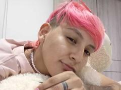DannyRouds - blond female with  big tits webcam at xLoveCam