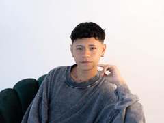 DanteEvans - male webcam at xLoveCam