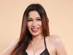 DaphneyLove from xLoveCam