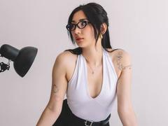 DarcyHotter - female with black hair webcam at LiveJasmin