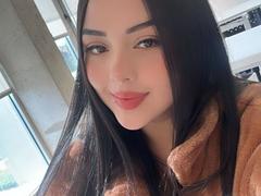 DariaJones - female webcam at xLoveCam