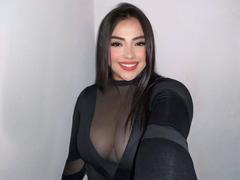 DariaJones from xLoveCam