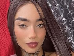 DariannaArtehortua - shemale webcam at xLoveCam