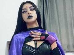 DarkMaddy - female with red hair webcam at xLoveCam