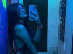 DarkMaddy - female with red hair webcam at xLoveCam