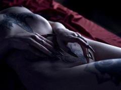 ElviraHolly - female with black hair webcam at ImLive