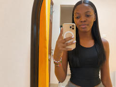 Gladwell - female with black hair webcam at xLoveCam