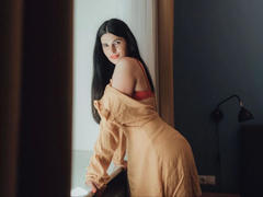 DarkWhiskers-hot - female with black hair webcam at xLoveCam