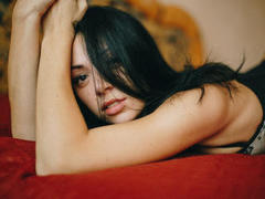DarkWitch - female with black hair webcam at xLoveCam