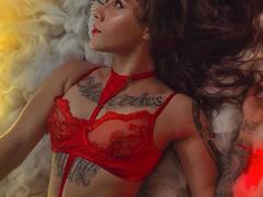 DarknessJoones from xLoveCam