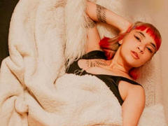 Darshelle from xLoveCam