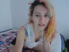 DashieMorris - female with brown hair webcam at xLoveCam