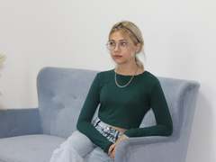 DataSley - blond female webcam at xLoveCam