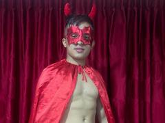 DayanWilly - male webcam at xLoveCam
