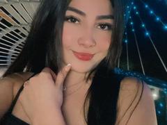 DayanaWatson - female with black hair and  small tits webcam at xLoveCam