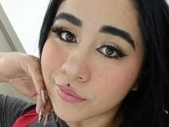 DayannaCold - female with black hair and  big tits webcam at LiveJasmin