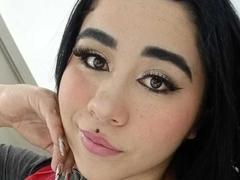 DayannaCold from LiveJasmin