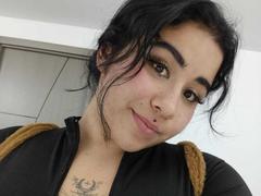 DayannaCold - female with black hair and  big tits webcam at LiveJasmin
