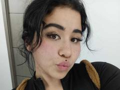 DayannaCold - female with black hair and  big tits webcam at LiveJasmin