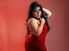 DayannaCold - female with black hair and  big tits webcam at LiveJasmin