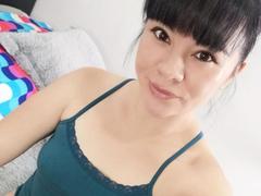 DayanaRobinson - female with black hair webcam at LiveJasmin