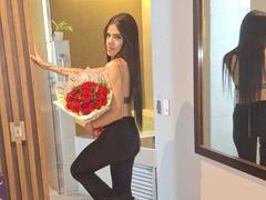 Daylinxx - shemale with black hair webcam at xLoveCam