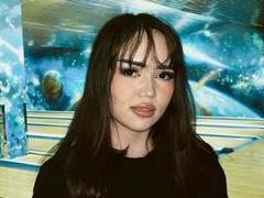 DebPlagens - female with black hair webcam at xLoveCam