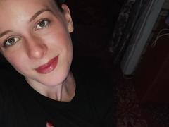 DebbyPennimpede - blond female webcam at xLoveCam