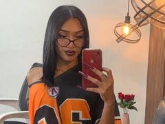 DeboraRaquel - shemale webcam at xLoveCam