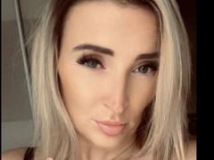 DebraMature - female webcam at xLoveCam