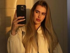 DebroahRekemeyer - female webcam at xLoveCam
