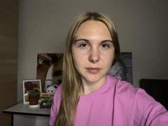 DeeannMilloy from xLoveCam